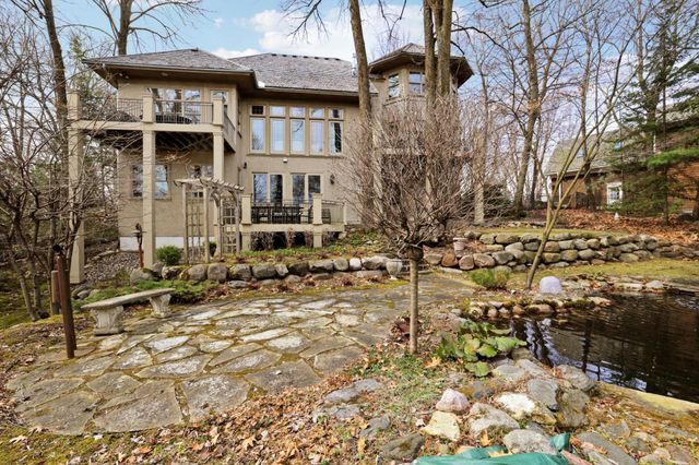 15330 Masons Pointe, Eden Prairie, MN 55347
