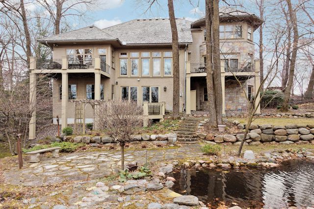 15330 Masons Pointe, Eden Prairie, MN 55347