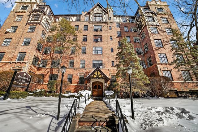 292 Main Street 6A, White Plains, NY 10601