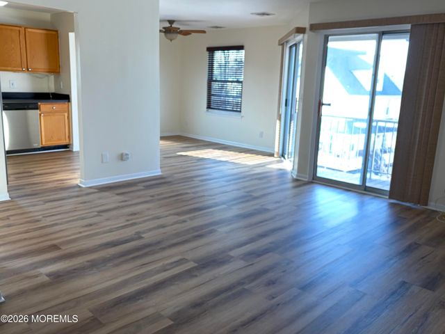 231 Atlantic Street 33, Keyport, NJ 07735