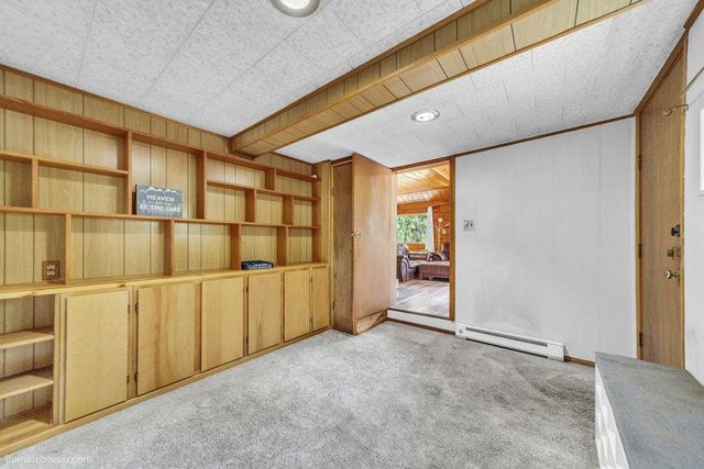 11711 N Honeymoon Bay Rd, Newman Lake, WA 99025