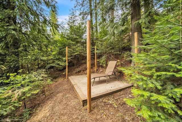 11711 N Honeymoon Bay Rd, Newman Lake, WA 99025