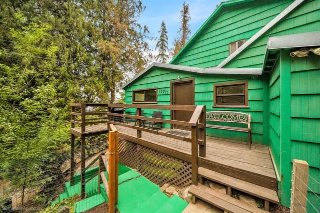 11711 N Honeymoon Bay Rd, Newman Lake, WA 99025