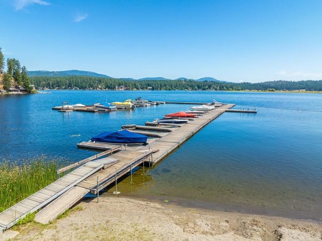 11711 N Honeymoon Bay Rd, Newman Lake, WA 99025