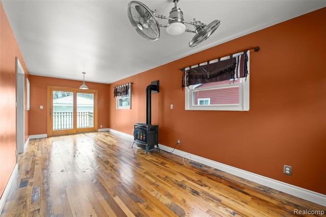 30801 Pardo Street, Garden City, MI 48135