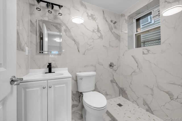 2511 126th Street, Flushing, NY 11354
