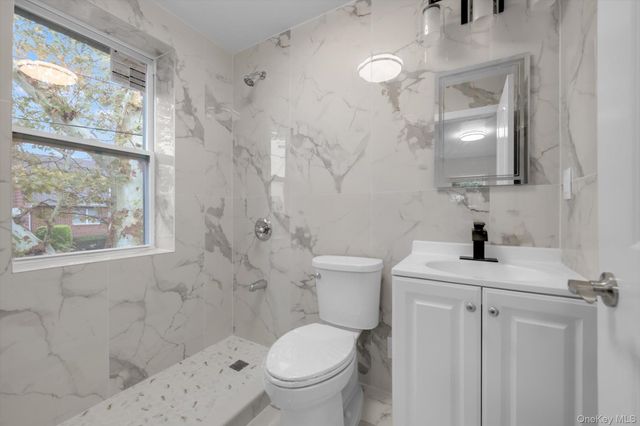 2511 126th Street, Flushing, NY 11354