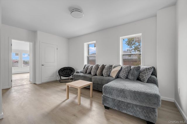 2511 126th Street, Flushing, NY 11354