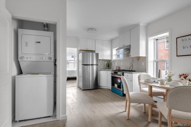 2511 126th Street, Flushing, NY 11354
