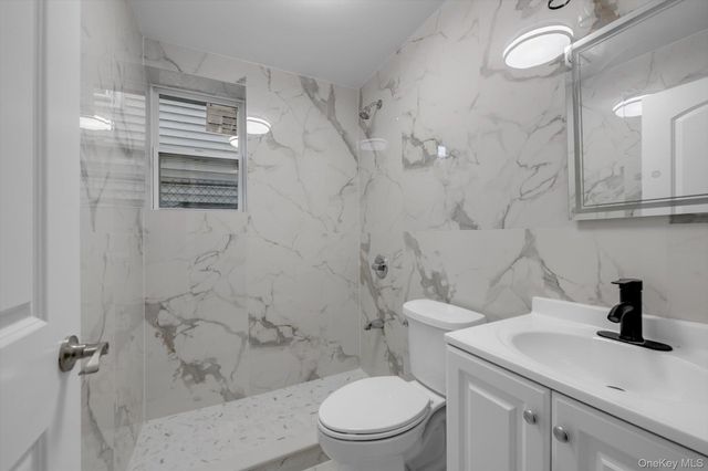 2511 126th Street, Flushing, NY 11354
