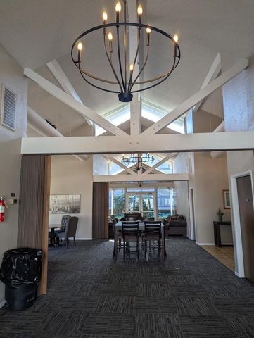 8004 Briar Ridge Ln, Citrus Heights, CA 95610