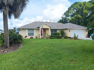 1915 17th Avenue SW, Vero Beach, FL 32962