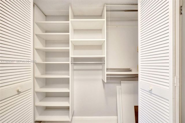 2818 N 46th Ave K287, Hollywood, FL 33021