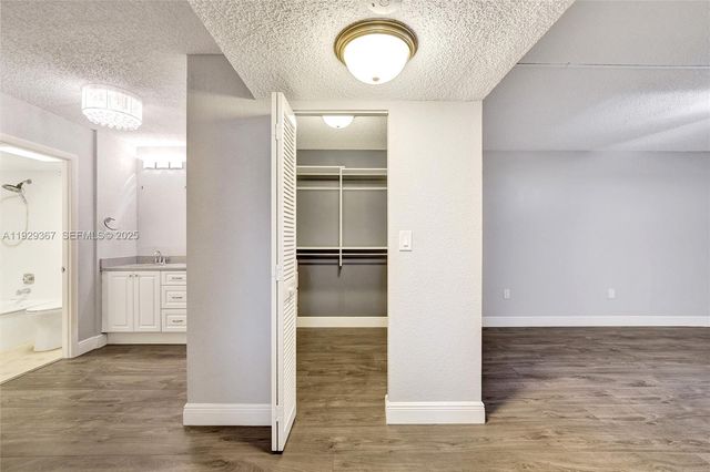 2818 N 46th Ave K287, Hollywood, FL 33021