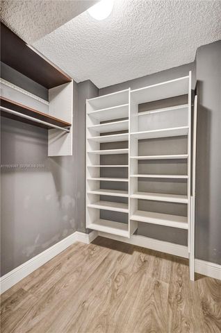 2818 N 46th Ave K287, Hollywood, FL 33021