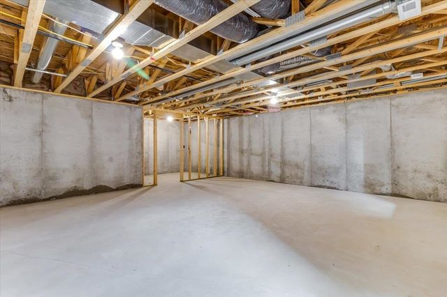 10913 W Cedar Lane, Maize, KS 67101