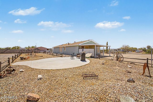 14449 S VAQUERO Circle, Arizona City, AZ 85123
