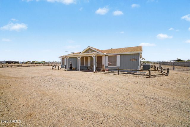 14449 S VAQUERO Circle, Arizona City, AZ 85123