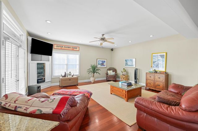 155 Pier Pointe Dr., Little River, SC 29566