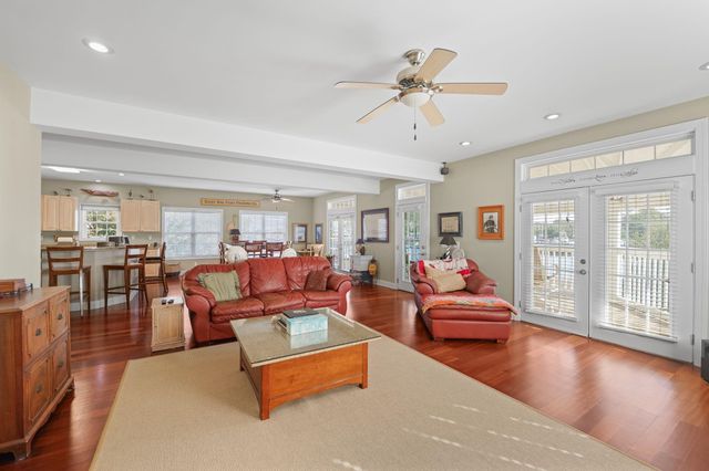 155 Pier Pointe Dr., Little River, SC 29566