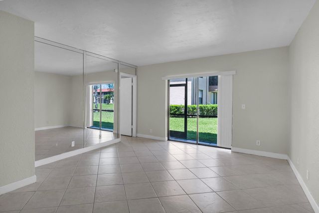 21911 Lake Forest Circle 103, Boca Raton, FL 33433