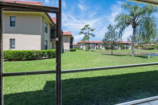 21911 Lake Forest Circle 103, Boca Raton, FL 33433