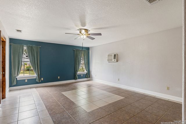 611 W Buchanan, San Antonio, TX 78221