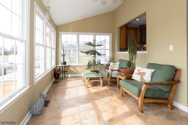 16 Steeplechase Lane, Franklin Twp., NJ 08802