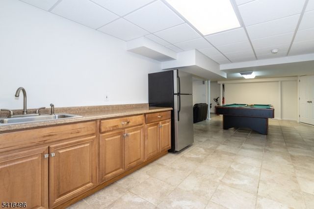 16 Steeplechase Lane, Franklin Twp., NJ 08802