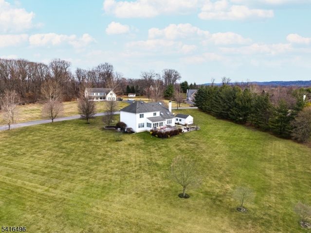 16 Steeplechase Lane, Franklin Twp., NJ 08802