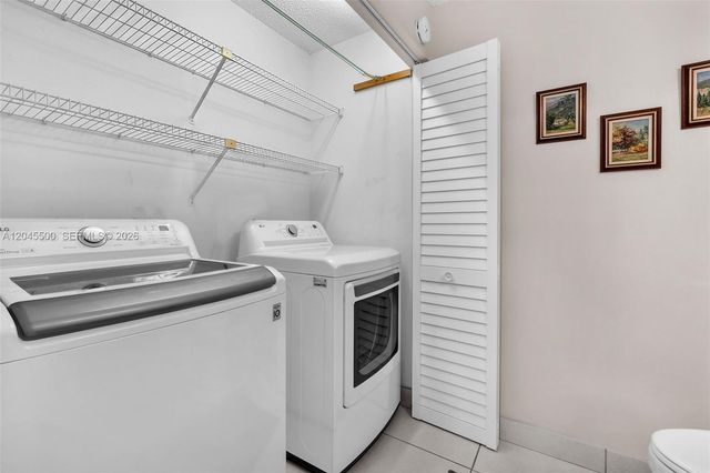 10060 SW 137th Ct, Miami, FL 33186