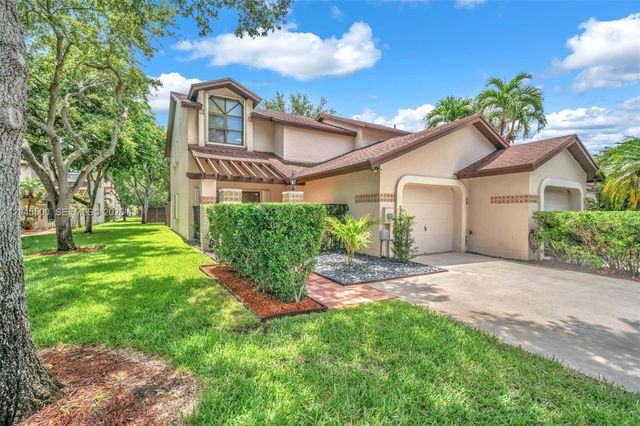 10060 SW 137th Ct, Miami, FL 33186