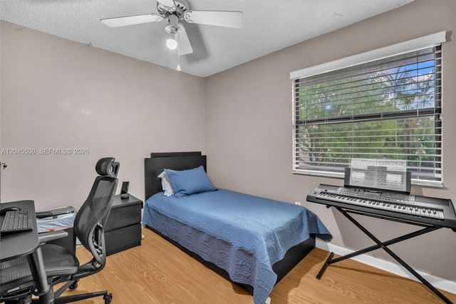 10060 SW 137th Ct, Miami, FL 33186