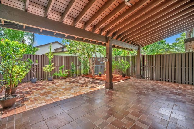 10060 SW 137th Ct, Miami, FL 33186