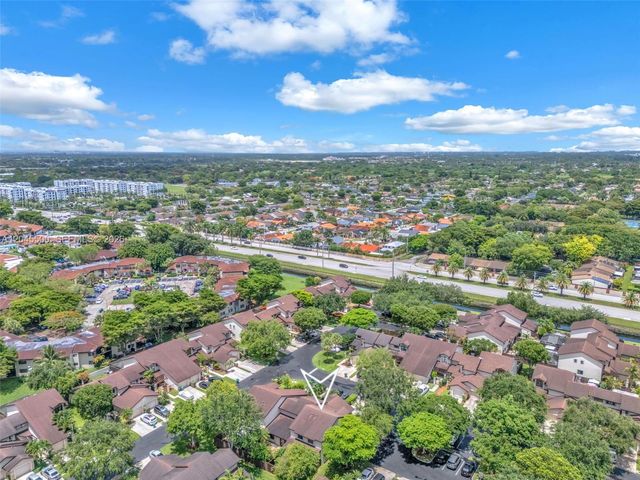 10060 SW 137th Ct, Miami, FL 33186