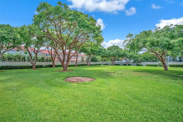 10060 SW 137th Ct, Miami, FL 33186