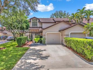 10060 SW 137th Ct, Miami, FL 33186