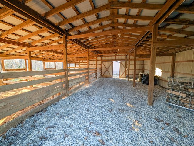 2464 State Route Cc, West Plains, MO 65775