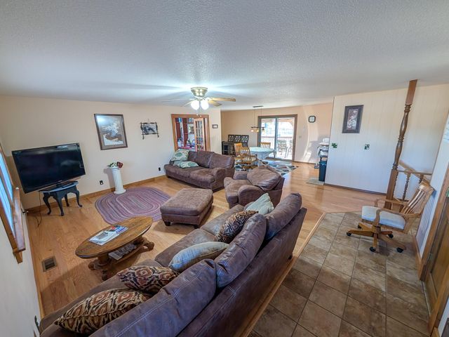 2464 State Route Cc, West Plains, MO 65775