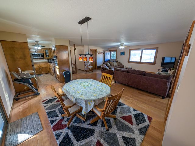 2464 State Route Cc, West Plains, MO 65775