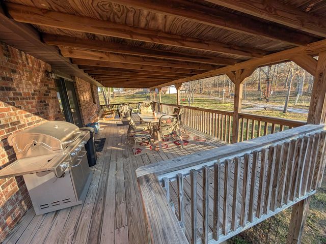 2464 State Route Cc, West Plains, MO 65775