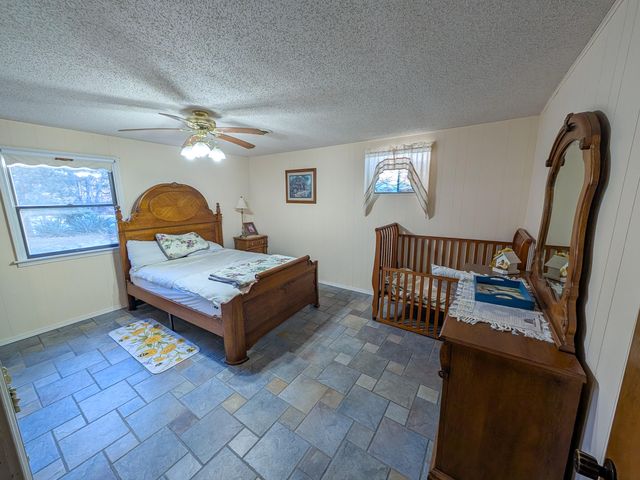 2464 State Route Cc, West Plains, MO 65775