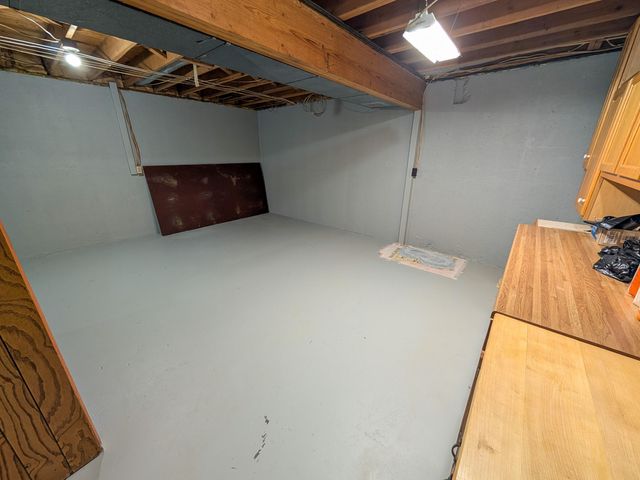 2464 State Route Cc, West Plains, MO 65775