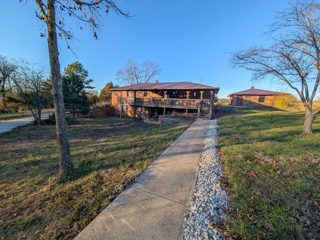 2464 State Route Cc, West Plains, MO 65775