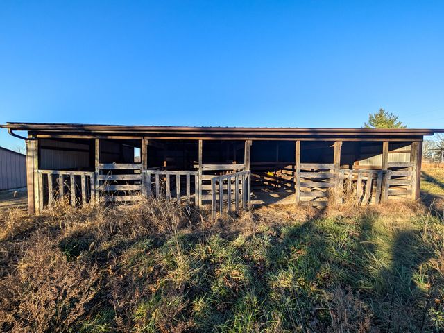 2464 State Route Cc, West Plains, MO 65775