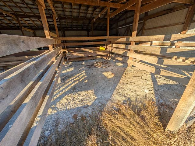 2464 State Route Cc, West Plains, MO 65775