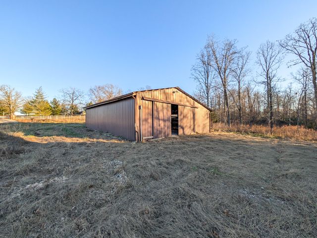 2464 State Route Cc, West Plains, MO 65775
