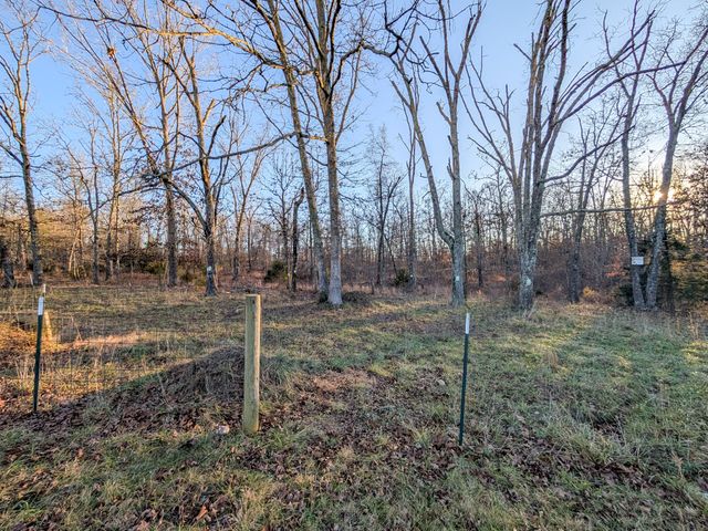 2464 State Route Cc, West Plains, MO 65775