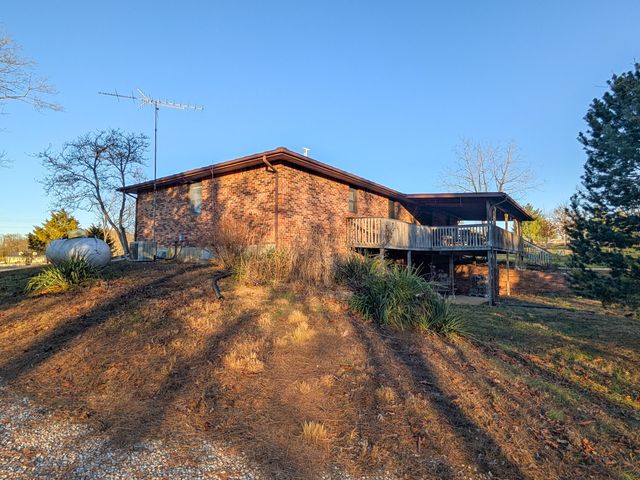 2464 State Route Cc, West Plains, MO 65775