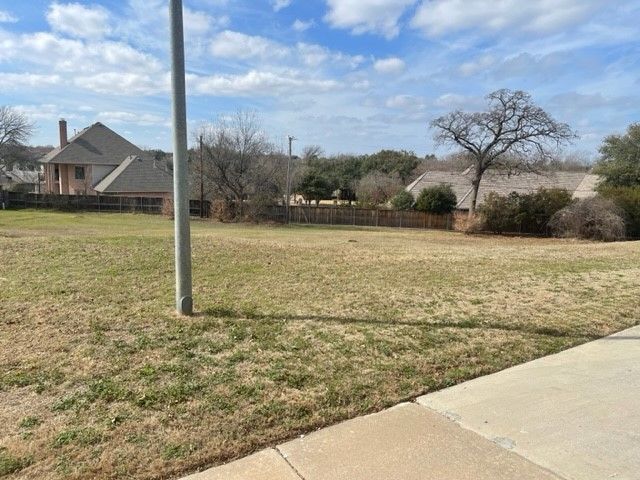 2805 Katherine Court, Dalworthington Gardens, TX 76016